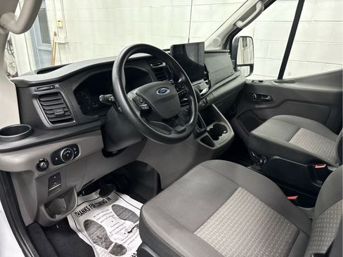 Used 2023 Ford Transit 350 XLT image 8