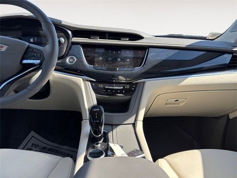 Certified 2024 Cadillac XT6 Premium Luxury w/ LPO, Floor Liner Package image 10