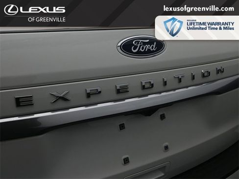 Used 2022 Ford Expedition Platinum image 11