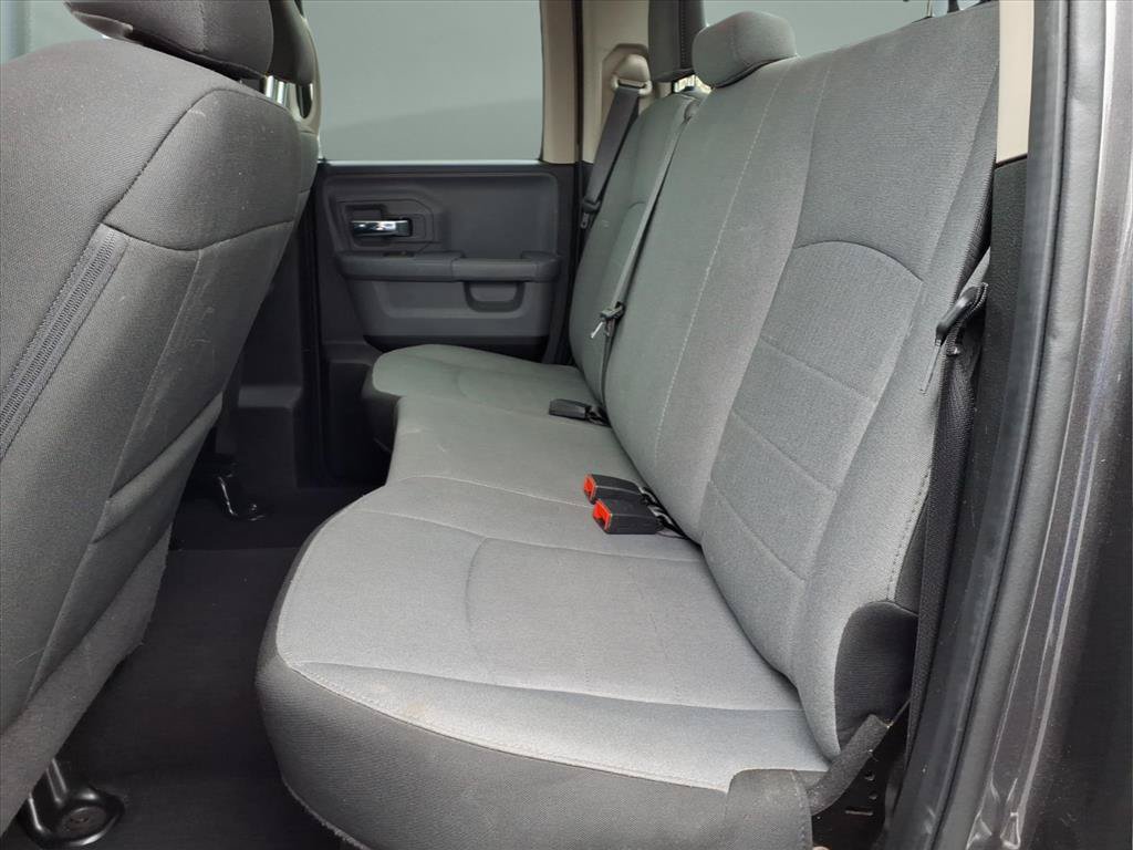 Used 2024 RAM 1500 Classic SLT AWD/4WD image 16