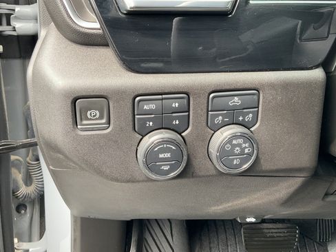 Used 2024 Chevrolet Silverado 1500 RST AWD/4WD image 32