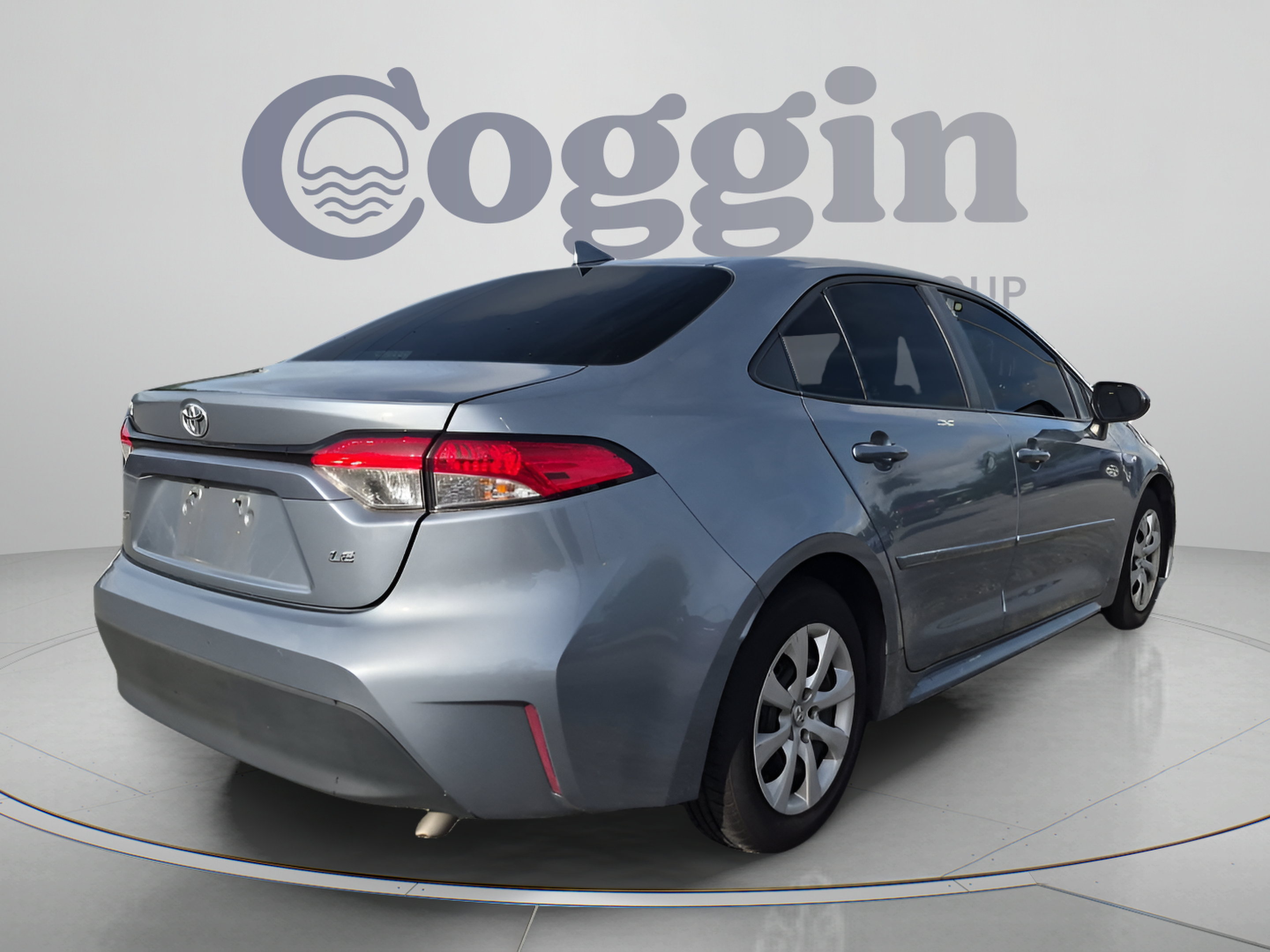 Used 2023 Toyota Corolla LE FWD image 6