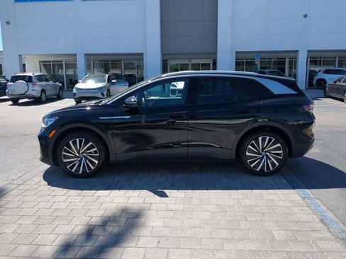 Certified 2023 Volkswagen ID.4 Pro S Plus image 6