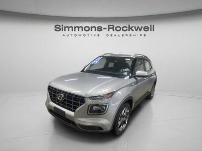 Used 2025 Hyundai Venue SEL