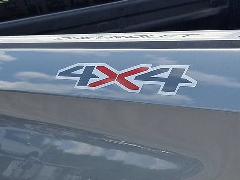 Certified 2023 Chevrolet Silverado 1500 LT AWD/4WD image 33