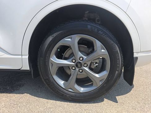 Used 2024 Ford Escape ST-Line w/ Tech Pack #1 FWD image 35