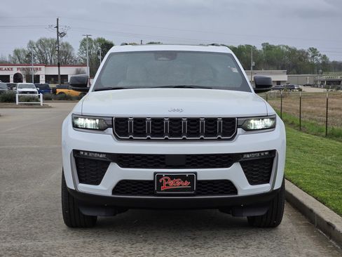 New 2026 Jeep Grand Cherokee L Limited image 2