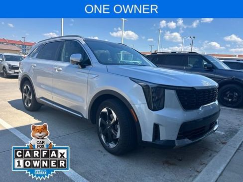 Certified 2025 Kia Sorento SX Prestige AWD/4WD image 1