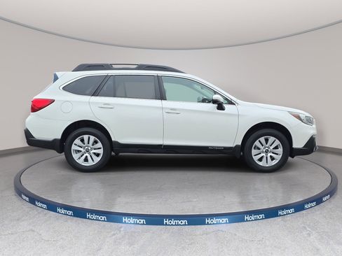 Used 2019 Subaru Outback 2.5i Premium AWD/4WD image 5
