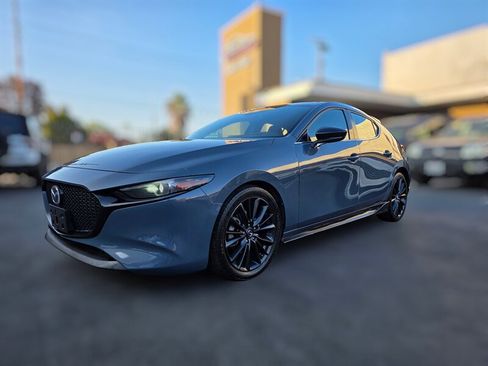 Used 2020 MAZDA MAZDA3 AWD Hatchback w/ Premium Pkg image 1