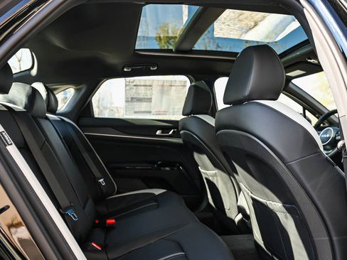 New 2026 Kia K5 GT-Line image 10