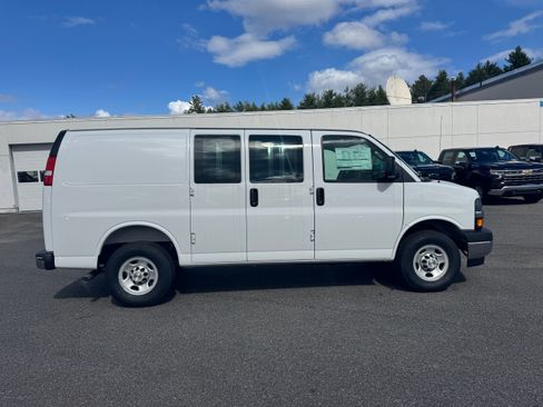 New 2026 Chevrolet Express 2500 w/ Driver Convenience Package RWD image 2