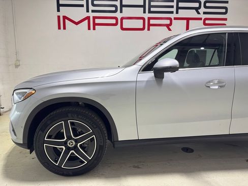 Used 2026 Mercedes-Benz GLC 300 4MATIC image 3