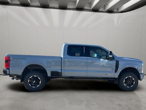 New 2026 Ford F350 Lariat w/ Tremor Off-Road Package AWD/4WD image 6