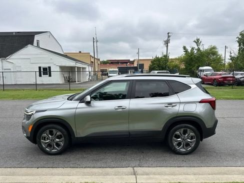 Used 2024 Kia Seltos S FWD image 28