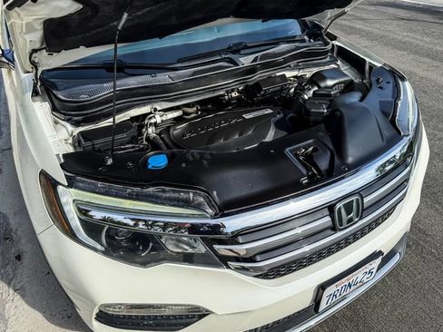 Used 2016 Honda Pilot Elite image 13