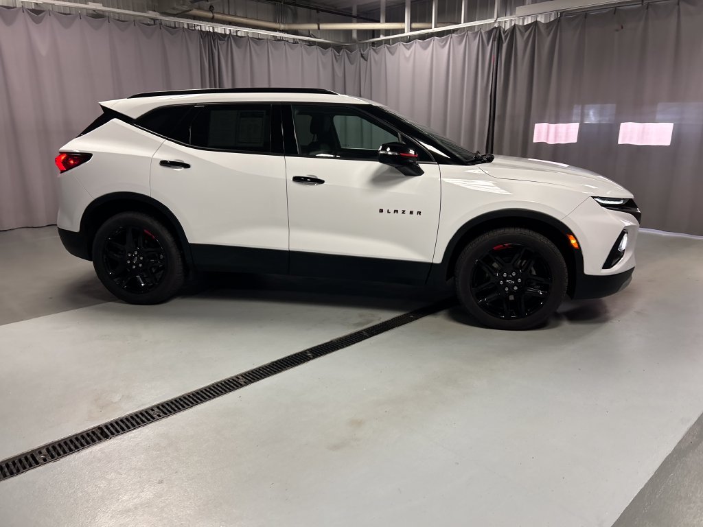 Used 2020 Chevrolet Blazer LT w/ Redline Edition FWD image 8