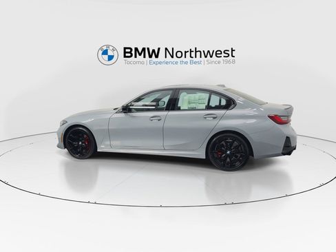 New 2026 BMW 330i xDrive Sedan w/ M Sport Package AWD/4WD image 11