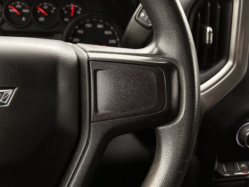 Used 2024 Chevrolet Silverado 1500 Custom Trail Boss AWD/4WD image 15