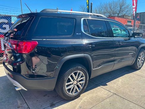Used 2017 GMC Acadia SLE w/ Driver Alert Package I AWD/4WD image 4