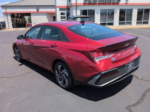 Used 2025 Hyundai Elantra Sport FWD image 5