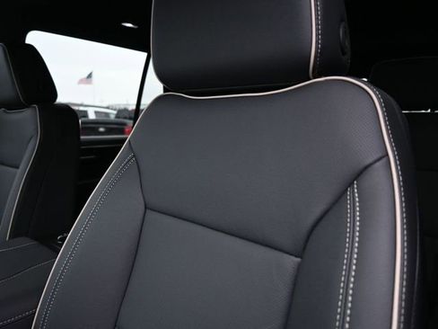 New 2026 Chevrolet Tahoe Premier w/ Sun And Tow Package image 21