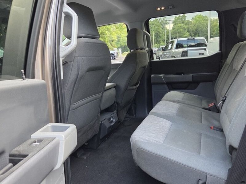 Used 2023 Ford F150 XLT AWD/4WD image 9