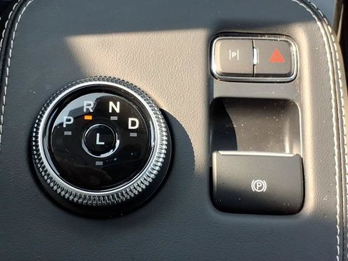 Used 2022 Ford Mustang Mach-E Premium AWD/4WD image 18