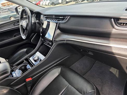 Certified 2021 Jeep Grand Cherokee L Limited image 23