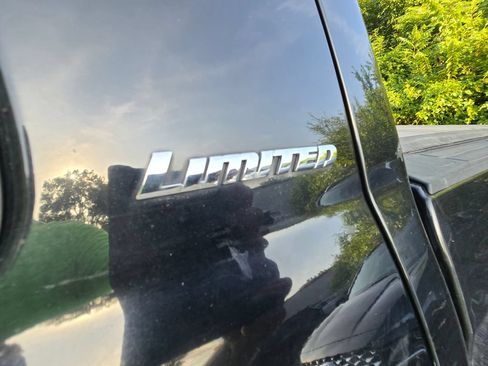 Used 2014 Toyota Tundra Limited w/ TRD Off Road Package AWD/4WD image 15
