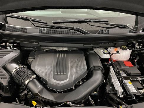 Used 2025 GMC Acadia Elevation w/ Black Edition image 25