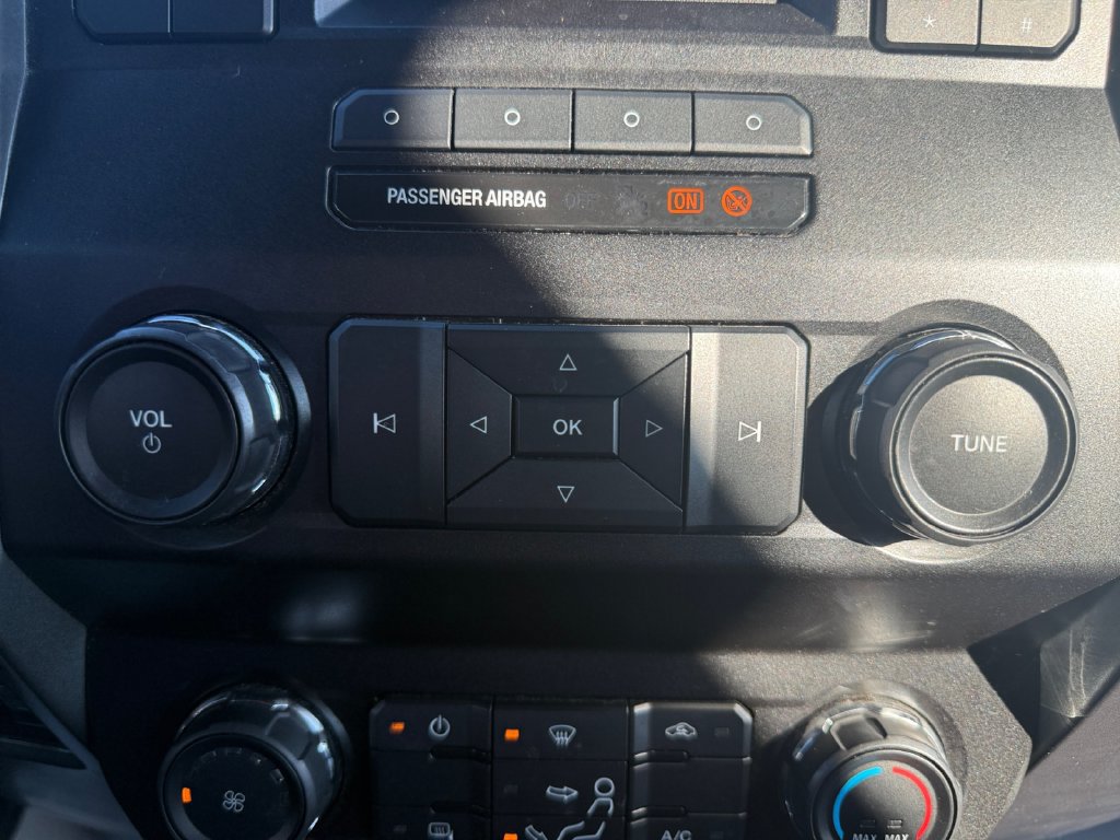 Used 2019 Ford F250 XLT w/ Snow Plow Prep Package AWD/4WD image 24