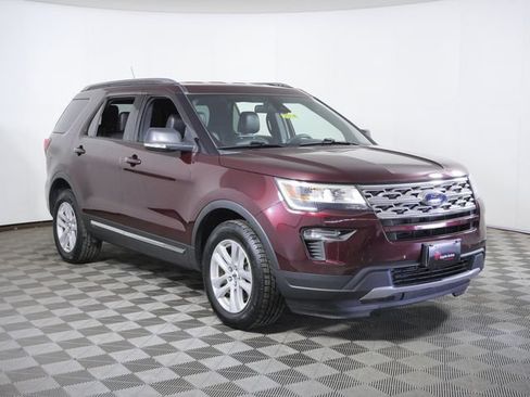 Certified 2018 Ford Explorer XLT w/ Equipment Group 202A AWD/4WD image 1