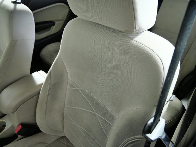 Used 2014 Ford Fiesta SE FWD image 17