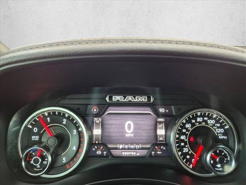 Used 2021 RAM 2500 Laramie AWD/4WD image 10