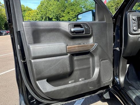 Used 2019 Chevrolet Silverado 1500 LT w/ All-Star Edition image 23