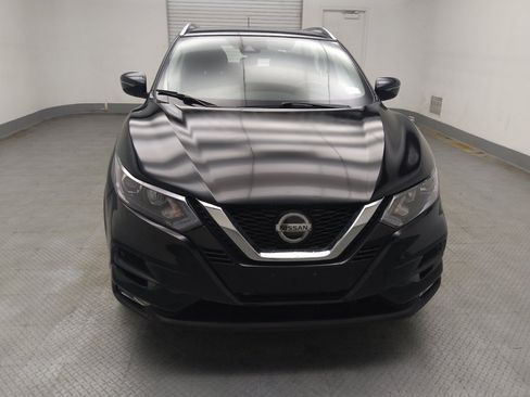 Used 2021 Nissan Rogue Sport SV image 14