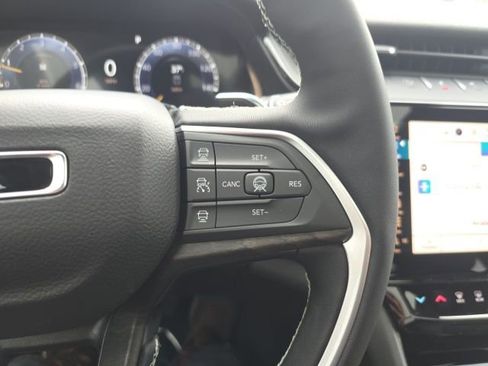 New 2026 Jeep Grand Cherokee Limited image 14