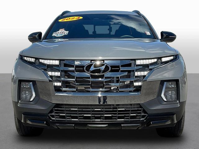 Used 2024 Hyundai Santa Cruz Night AWD/4WD image 2