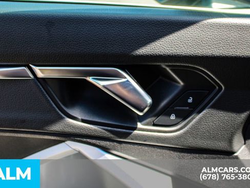 Used 2022 Audi Q3 2.0T Premium w/ Convenience Package image 39