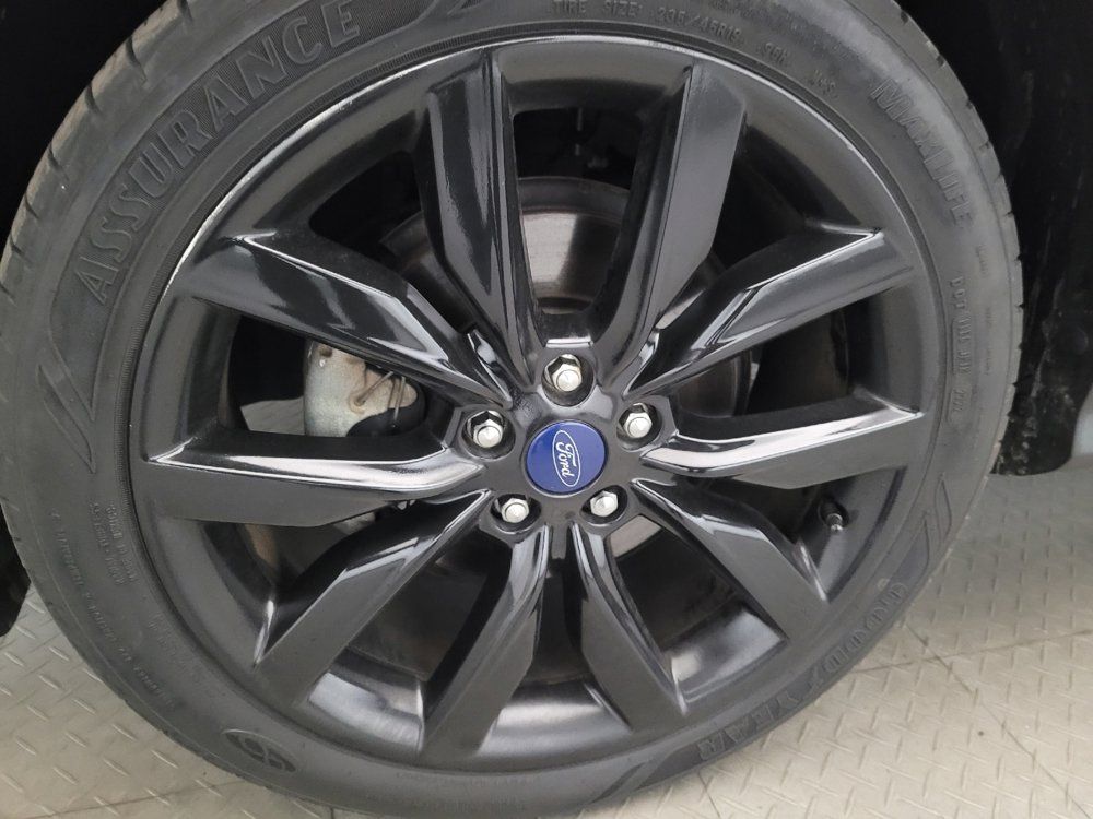 Used 2018 Ford Escape SE w/ SE Sport Appearance Package FWD image 31