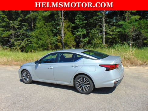 Used 2026 Nissan Altima 2.5 SV FWD image 7