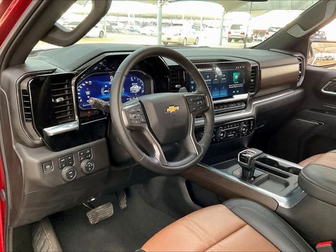 Certified 2025 Chevrolet Silverado 1500 High Country image 17