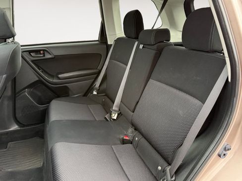 Used 2016 Subaru Forester 2.5i Premium AWD/4WD image 13