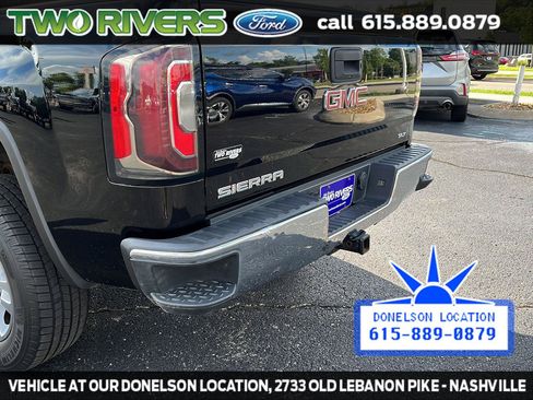 Used 2017 GMC Sierra 1500 SLT w/ Suspension Package, Off-Road AWD/4WD image 9