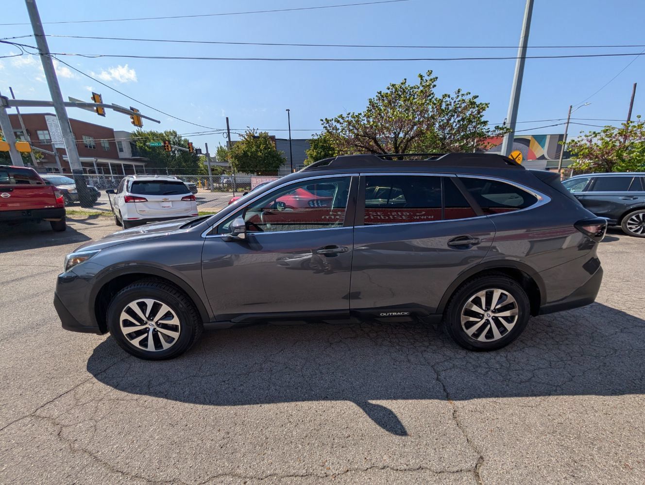 Used 2020 Subaru Outback Premium w/ Popular Package #1 AWD/4WD image 9