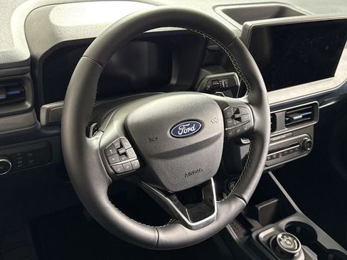 New 2025 Ford Maverick Lobo image 18