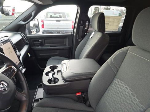 New 2026 RAM 2500 Tradesman image 16