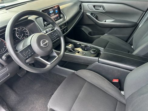 Used 2024 Nissan Rogue S AWD/4WD image 10