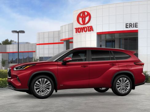 New 2026 Toyota Highlander Platinum image 5